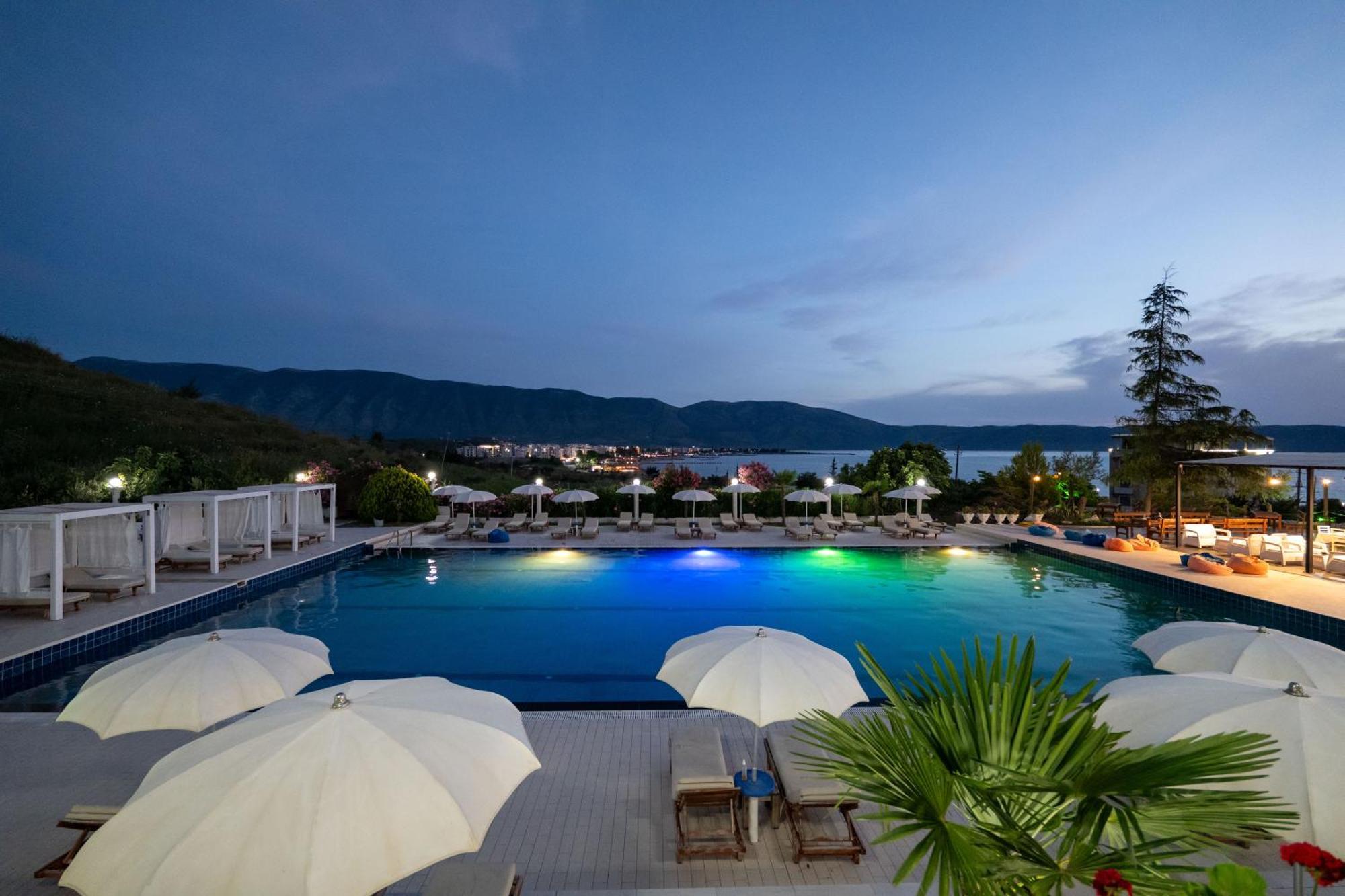 Edva Resort Radhimë 외부 사진