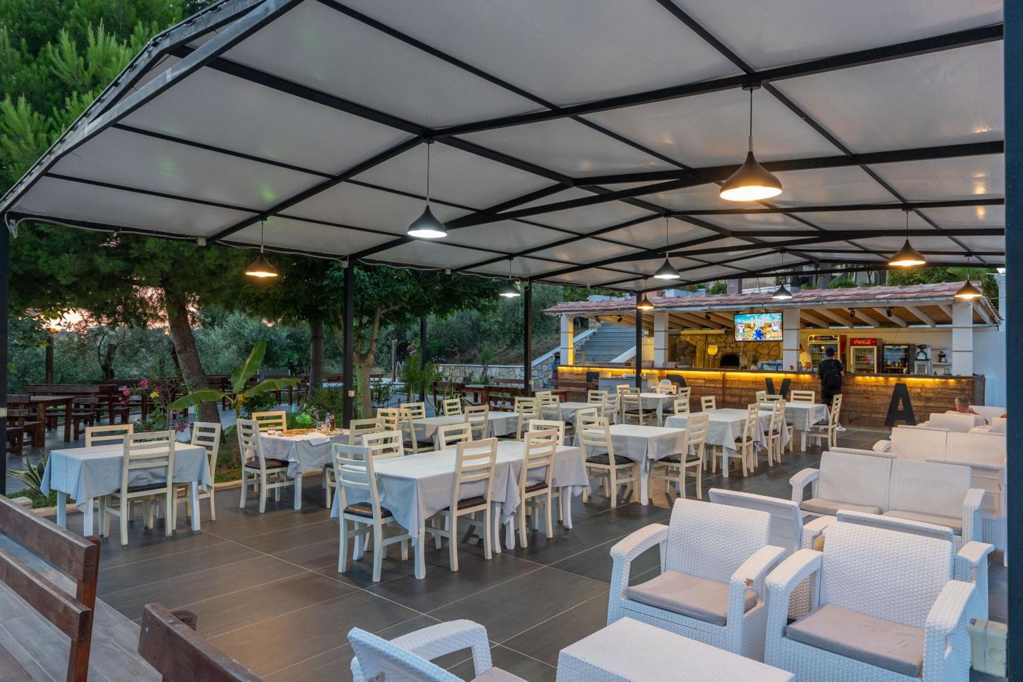 Edva Resort Radhimë 외부 사진