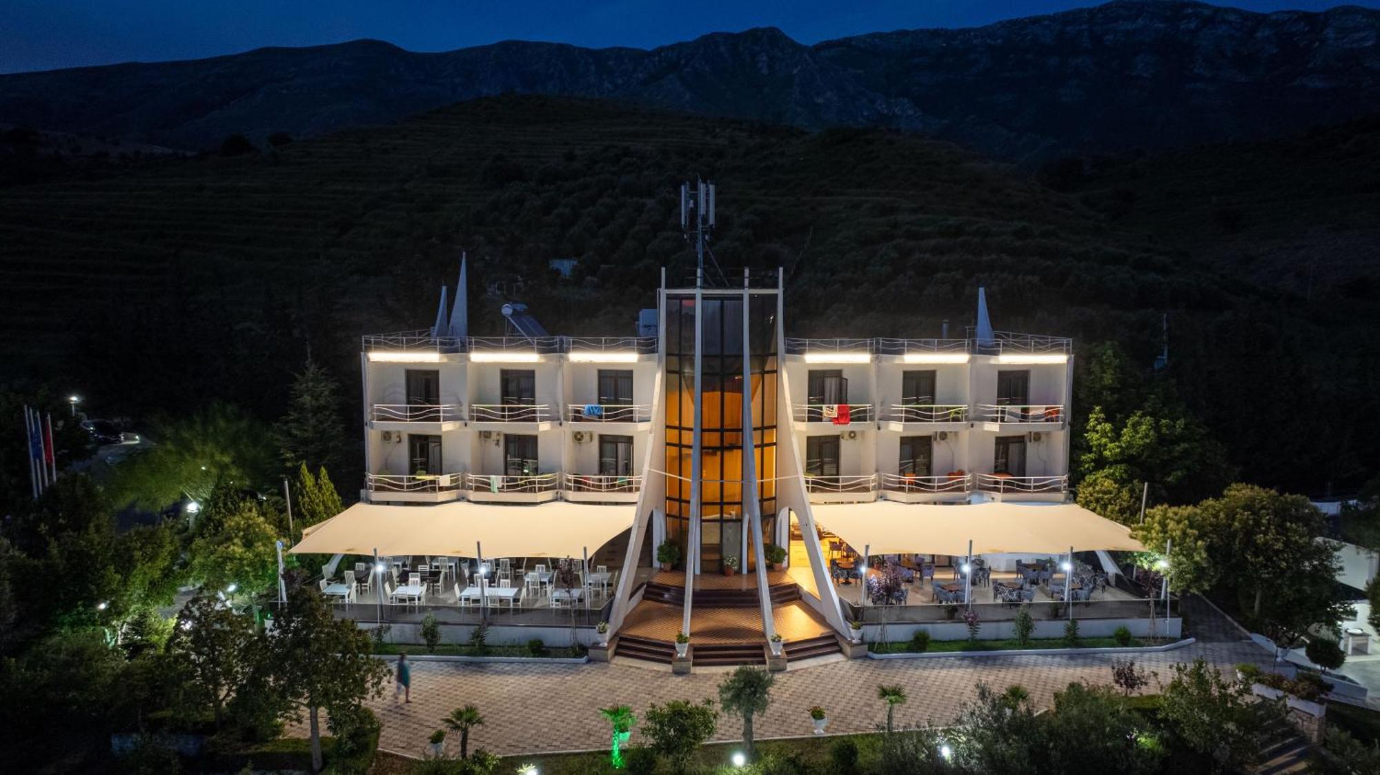 Edva Resort Radhimë 외부 사진