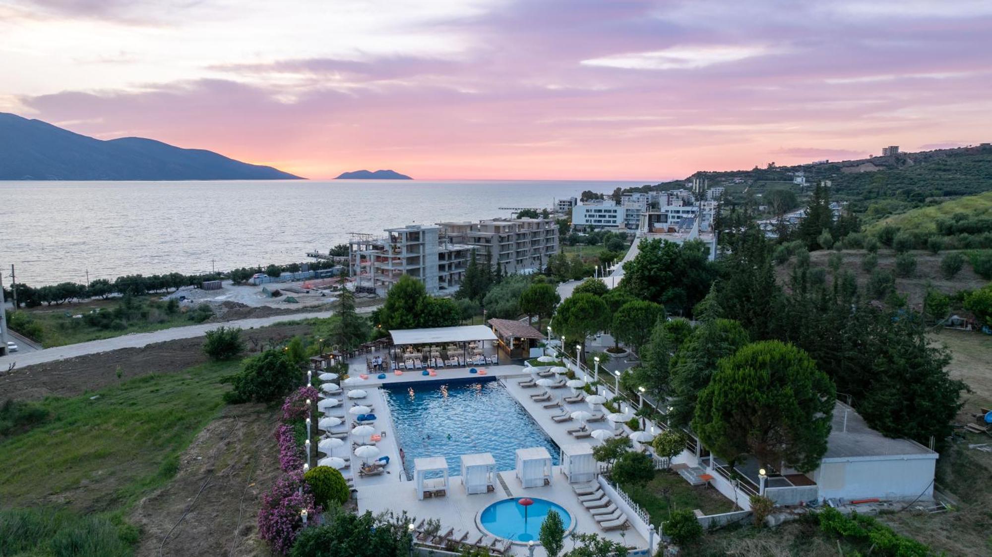Edva Resort Radhimë 외부 사진