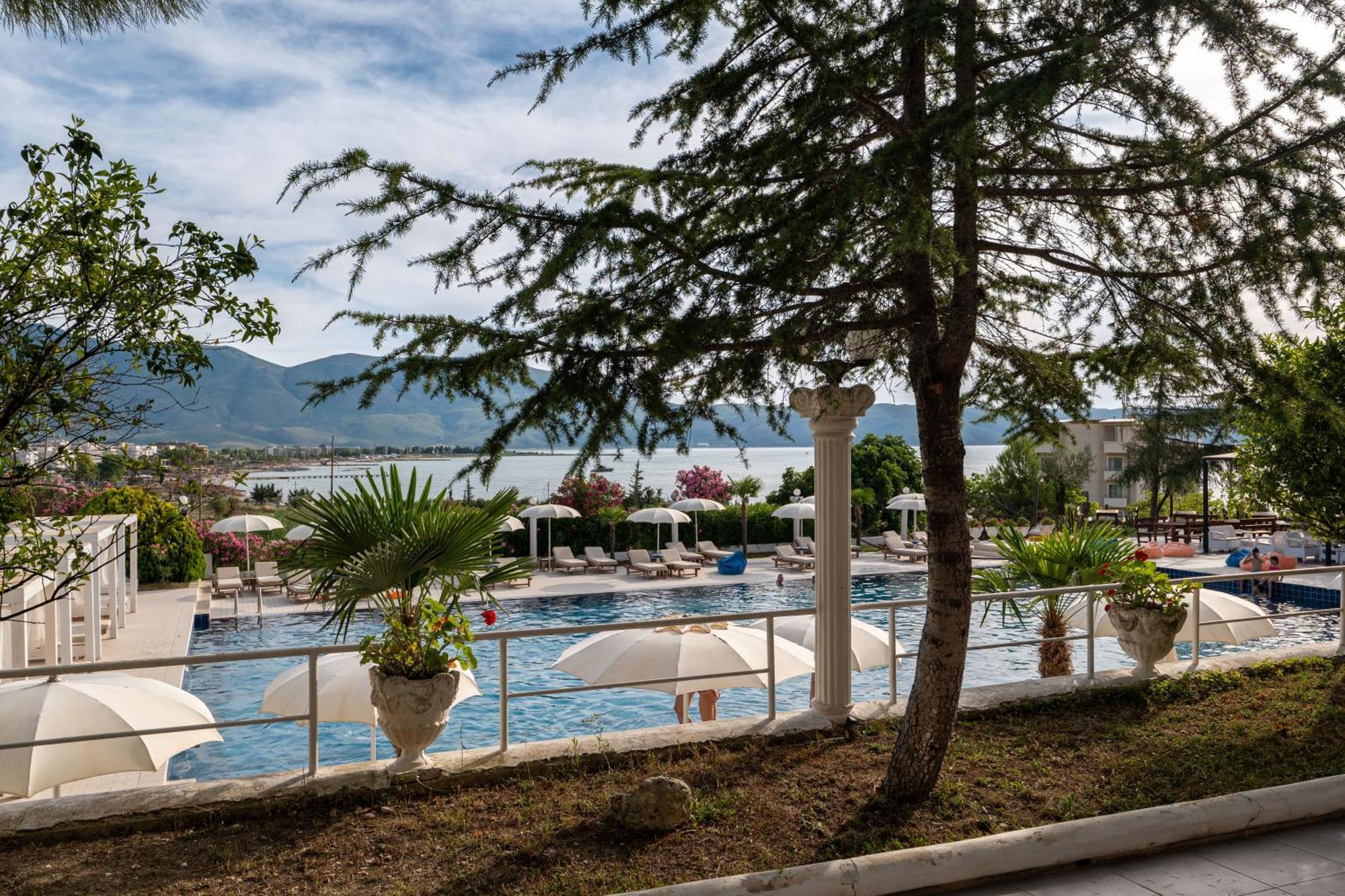 Edva Resort Radhimë 외부 사진